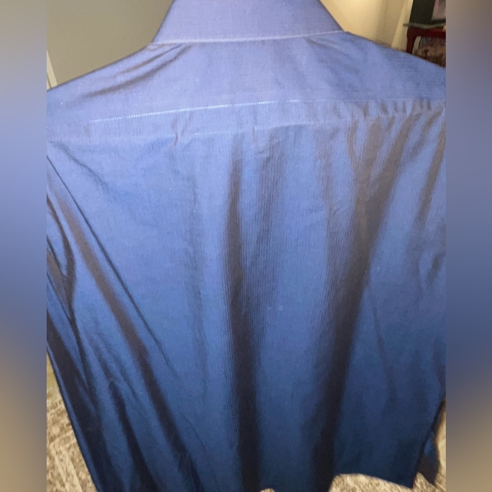 Calvin Klein  
Two boned long sleeve sz 16  M. 32/33,